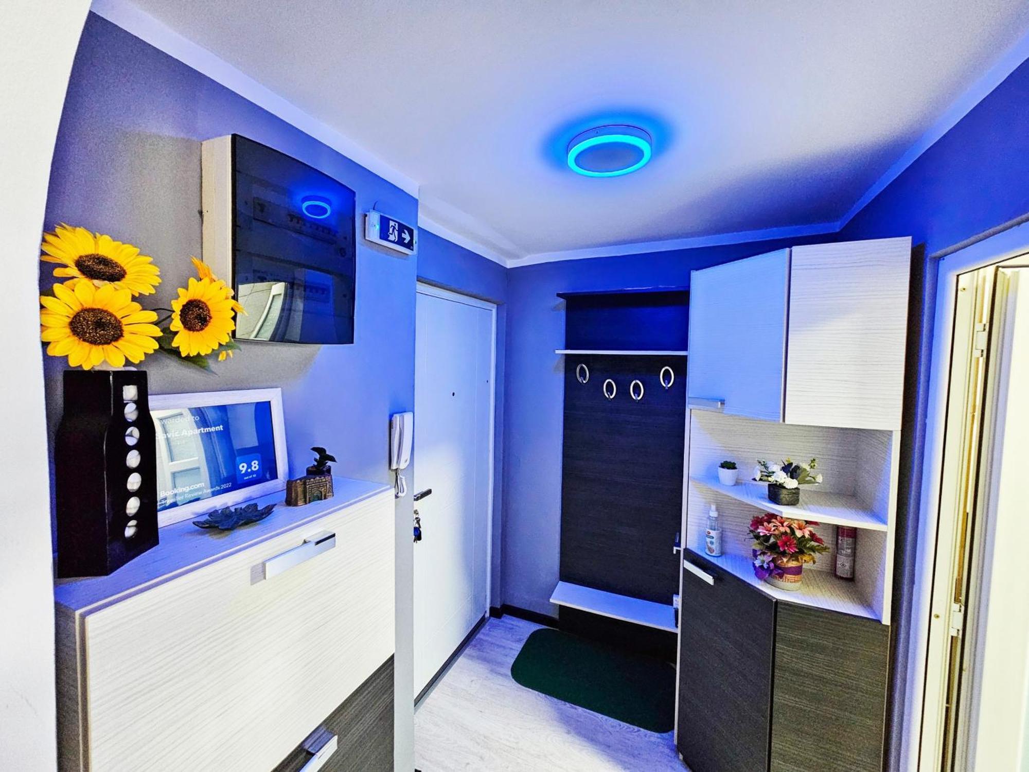 Savic Apartment Center - Parking Free นิส ภายนอก รูปภาพ
